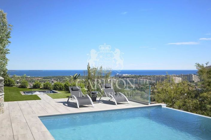 Image No.6-5 Bed House for sale