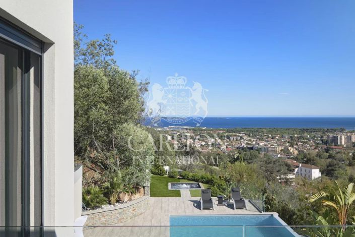 Image No.7-5 Bed House for sale