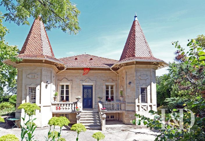 Image No.1-4 Bed House for sale
