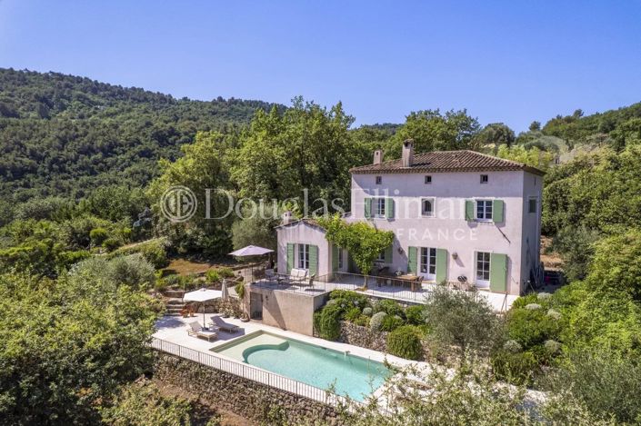 Image No.2-Maison de 4 chambres à vendre à Châteauneuf-Grasse