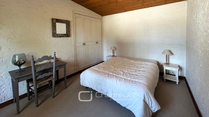 Image No.11-7 Bed House for sale