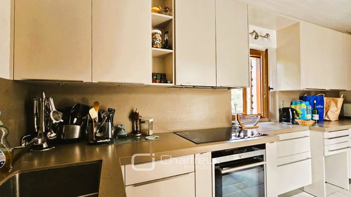 Image No.6-7 Bed House for sale