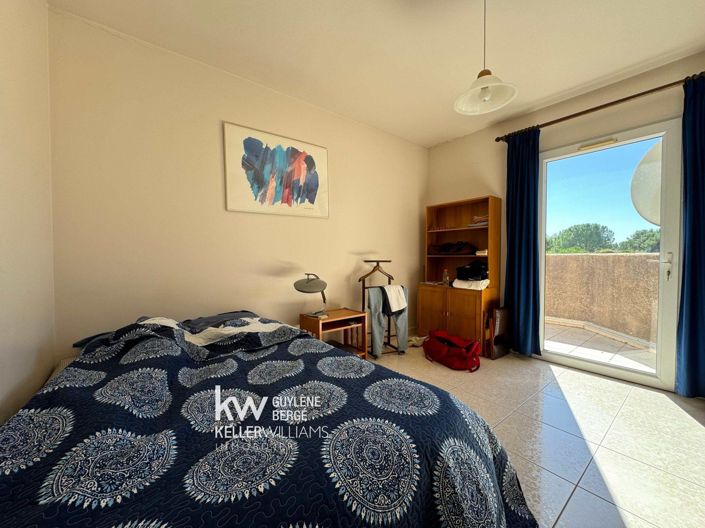 Image No.10-5 Bed House for sale