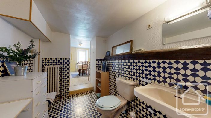 Image No.26-4 Bed Property for sale