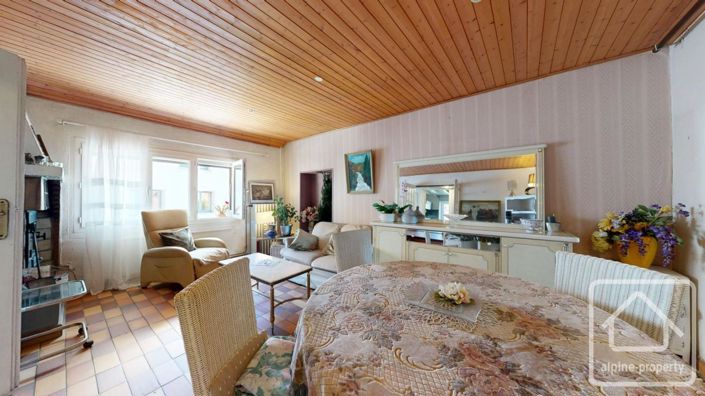 Image No.37-4 Bed Property for sale