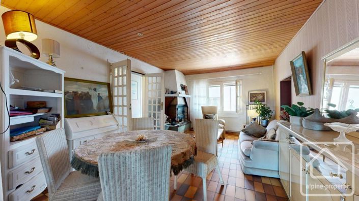 Image No.38-4 Bed Property for sale