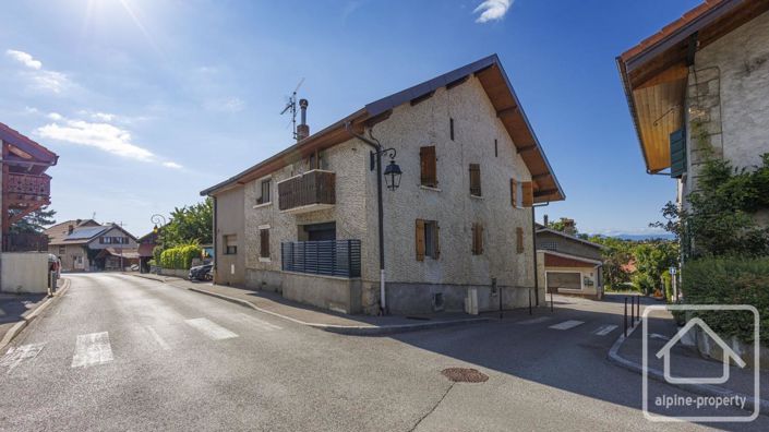 Image No.55-4 Bed Property for sale