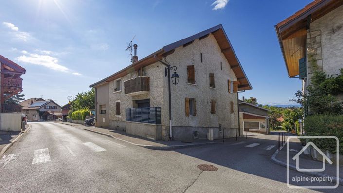 Image No.55-4 Bed Property for sale