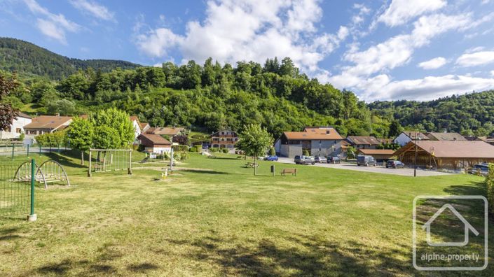 Image No.60-4 Bed Property for sale