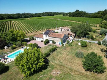 10 Bed House for sale