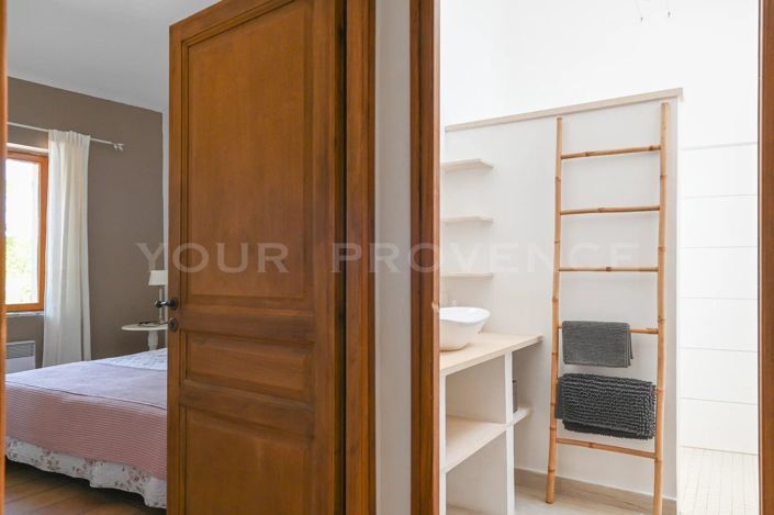 Image No.20-3 Bed House for sale