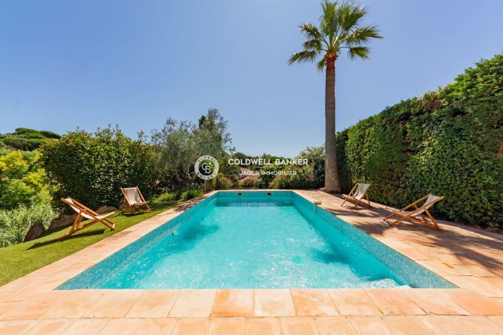 Image No.1-5 Bed House for sale