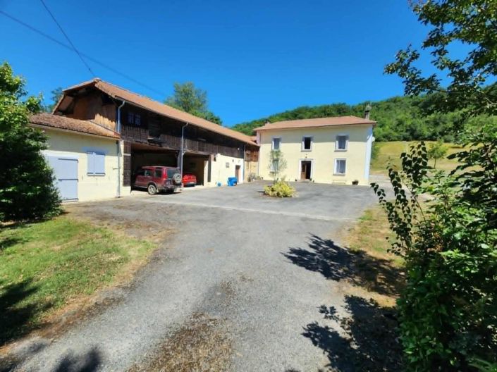 Image No.1-5 Bed House for sale