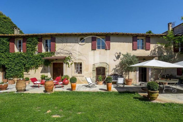 Image No.1-6 Bed House for sale