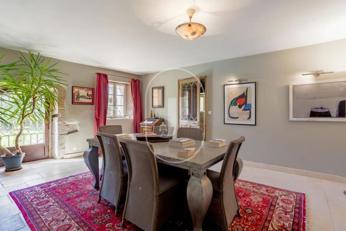 Image No.7-6 Bed House for sale