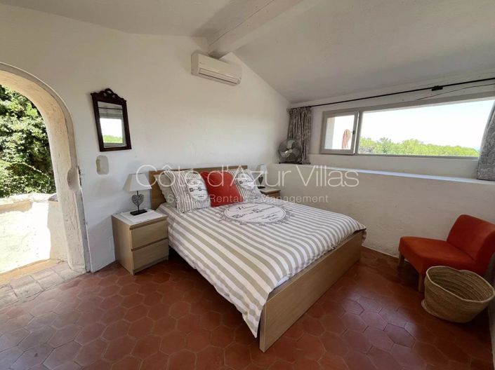 Image No.10-4 Bed House for sale