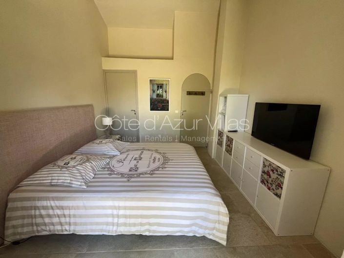 Image No.15-4 Bed House for sale