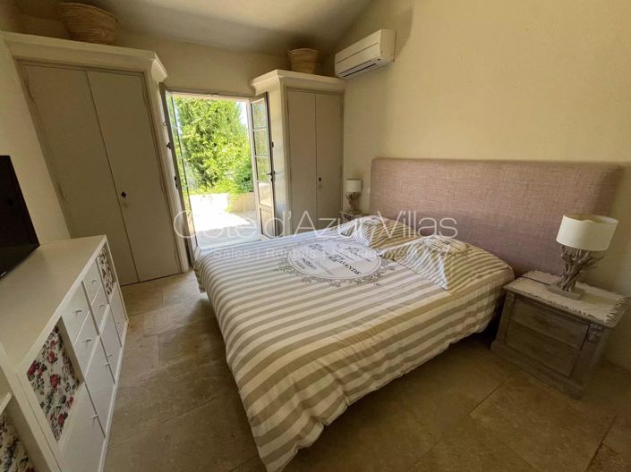 Image No.16-4 Bed House for sale