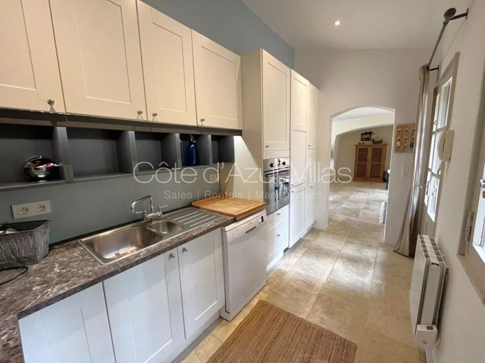 Image No.7-4 Bed House for sale