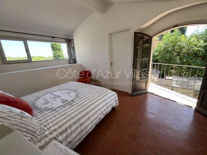 Image No.9-4 Bed House for sale