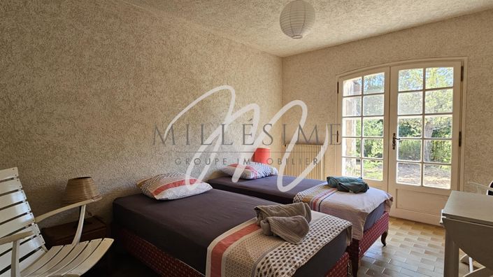 Image No.18-4 Bed House for sale