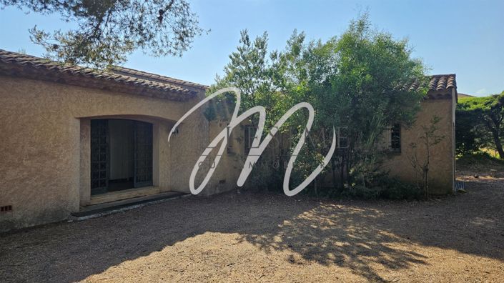 Image No.25-4 Bed House for sale