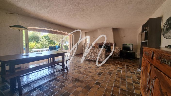 Image No.5-4 Bed House for sale