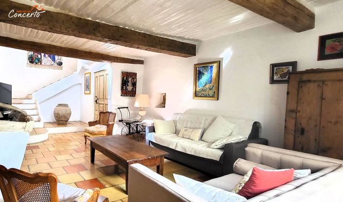 Image No.5-2 Bed House for sale