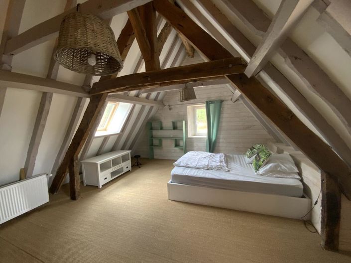 Image No.19-6 Bed House for sale