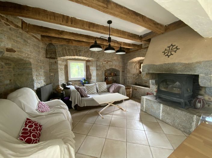 Image No.7-6 Bed House for sale