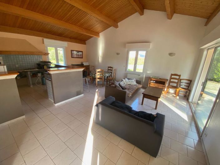 Image No.11-4 Bed House for sale