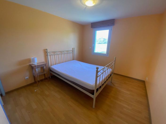 Image No.17-4 Bed House for sale