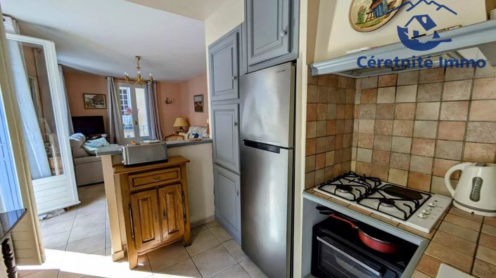 Image No.6-3 Bed House for sale