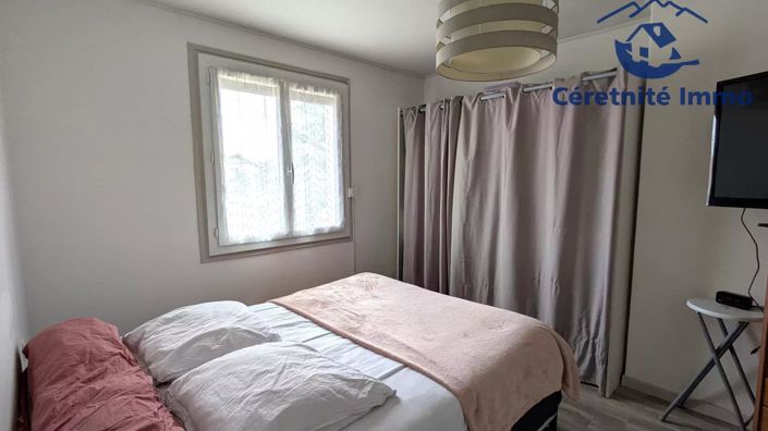 Image No.10-2 Bed House for sale