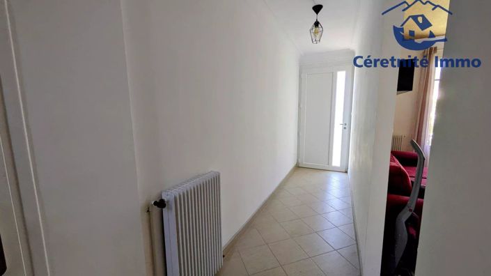 Image No.10-3 Bed House for sale