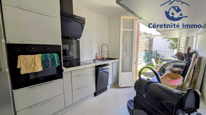 Image No.7-3 Bed House for sale