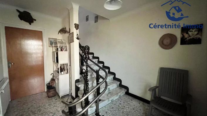 Image No.8-3 Bed House for sale