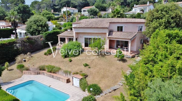 Image No.4-4 Bed House for sale