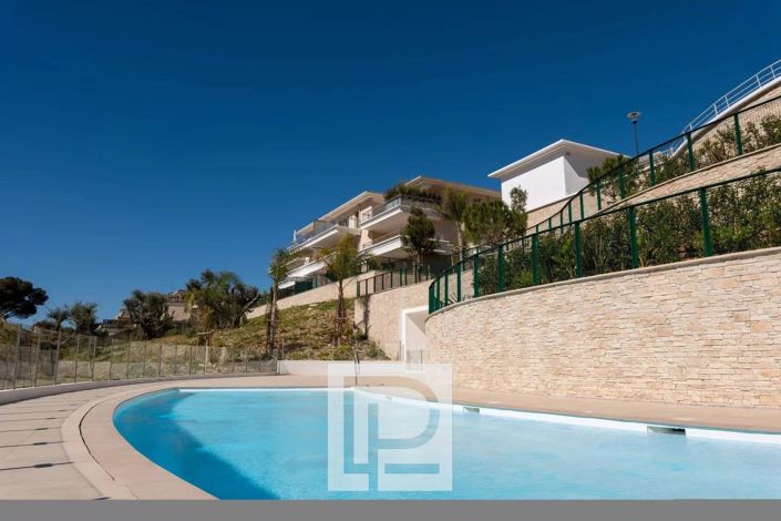 Image No.14-3 Bed Apartment for sale