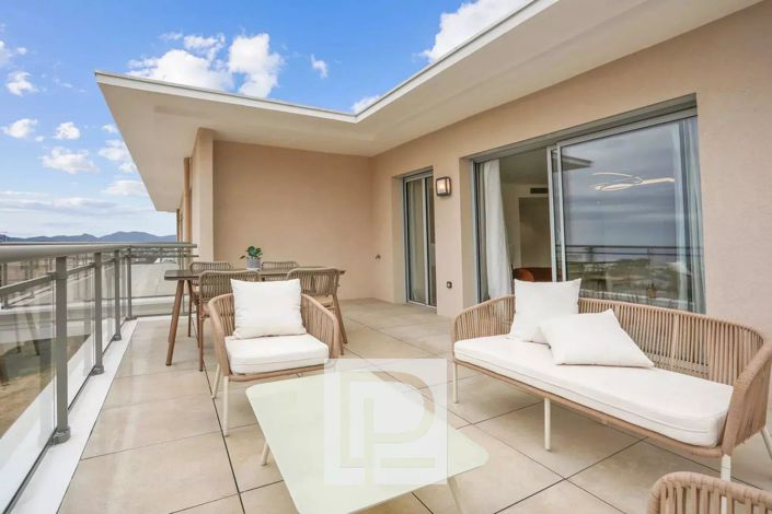 Image No.3-3 Bed Apartment for sale