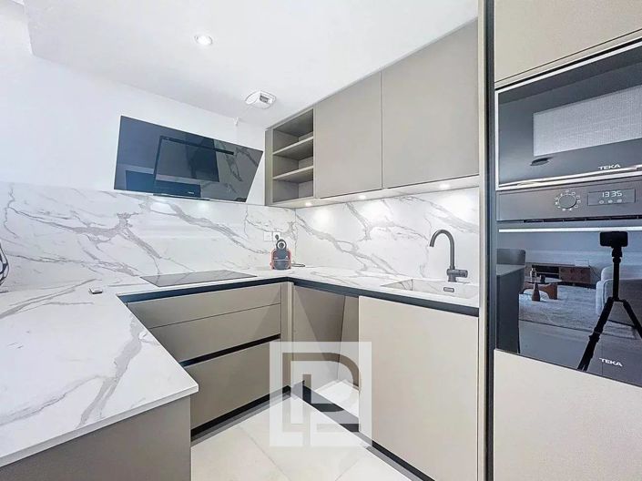 Image No.8-3 Bed Apartment for sale