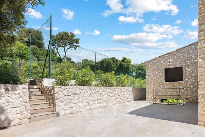 Image No.17-4 Bed House for sale