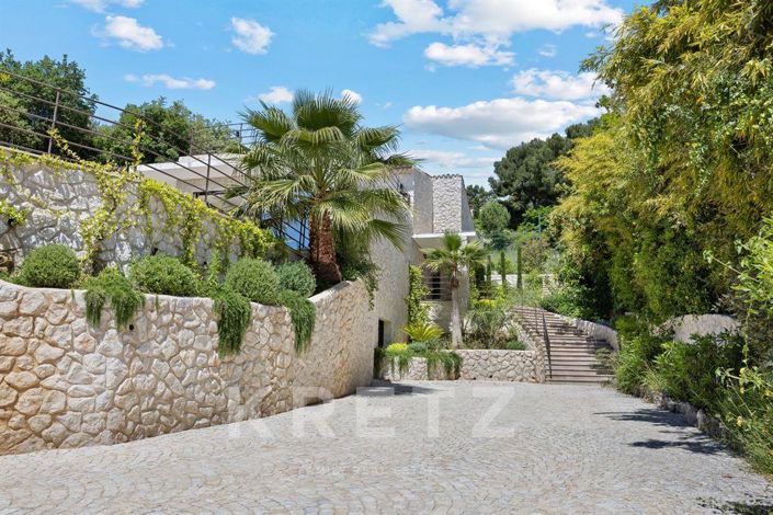 Image No.18-4 Bed House for sale