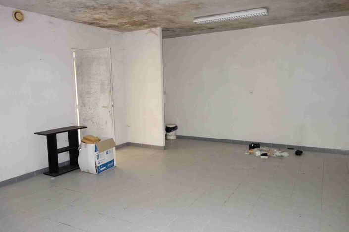 Image No.12-6 Bed House for sale