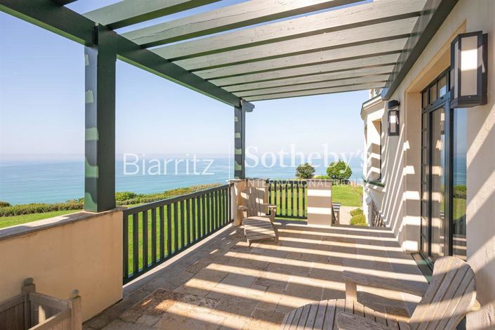 Image No.15-6 Bed House for sale