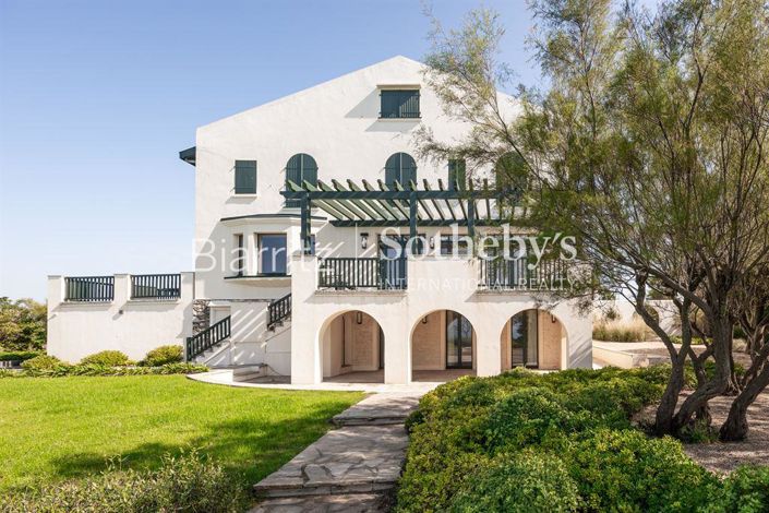 Image No.16-6 Bed House for sale