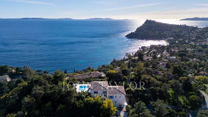 Image No.4-Maison de 6 chambres à vendre à Rayol-Canadel-sur-Mer