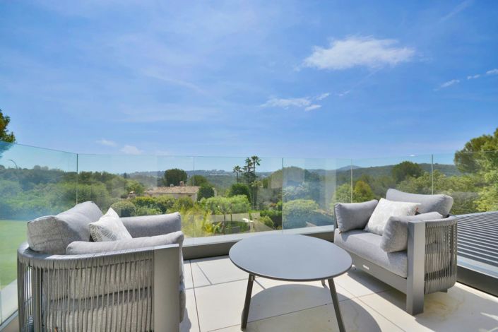 Image No.30-4 Bed House for sale