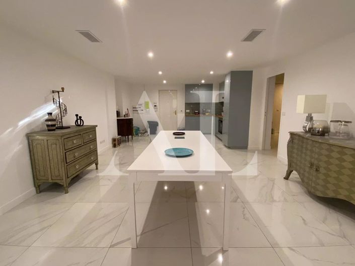 Image No.3-Propriété de 1 chambre à vendre à Golfe Juan