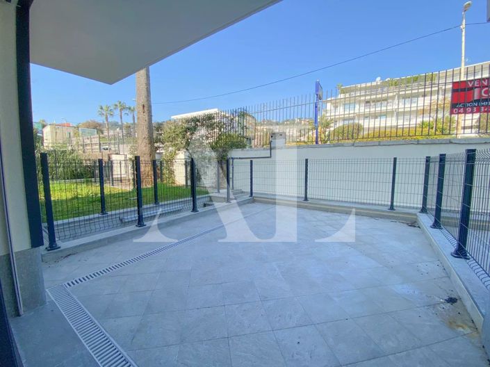 Image No.5-Appartement de 1 chambre à vendre à Golfe Juan